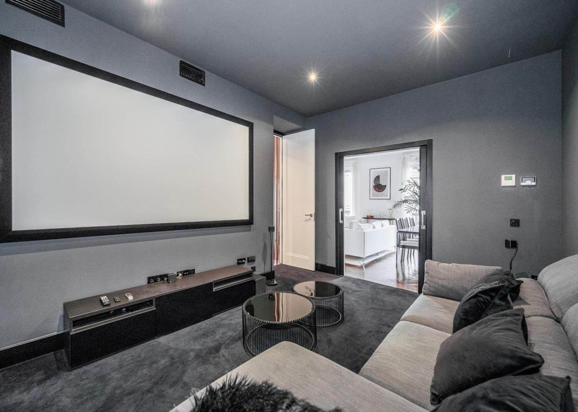 Appartamento Con Cinema 2 Camere Da Letto *