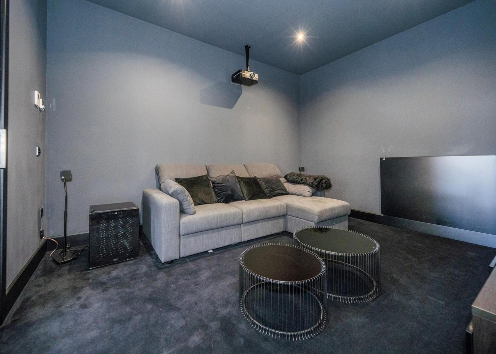 Appartamento Con Cinema 2 Camere Da Letto * Rom